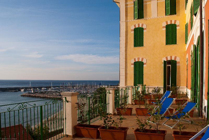 Hotel Del Golfo 피날레리구레 외부 사진